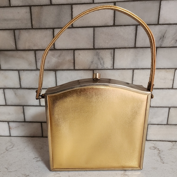 Vintage TYROLEAN NY Rigid Case Box Purse Gold Lame Rhinestone Cameo Roses - Picture 4 of 13